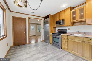 110 Warren St, Willow Grove, PA 19090 - Photo 8