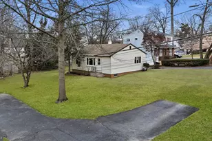 110 Warren St, Willow Grove, PA 19090 - Photo 2