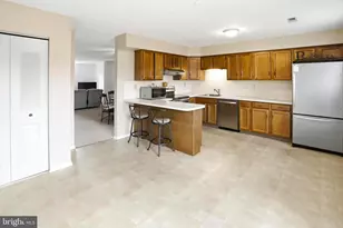 1405 Village Green Dr, Gilbertsville, PA 19525 - Photo 10