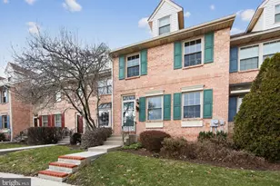 119 Susan Constant Ct, Norristown, PA 19401 - Photo 2