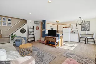 634 Glen, Eagleville, PA 19403 - Photo 4