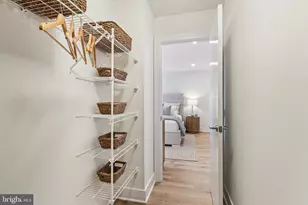 948 Riverplace Dr, Conshohocken, PA 19428 - Photo 32