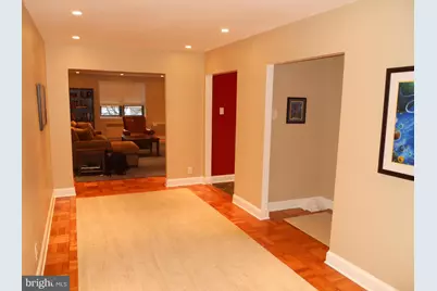 346 E Lancaster Avenue #306, Wynnewood, PA 19096 - Photo 2