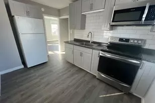 17 W 4th St, Lansdale, PA 19446 - Photo 4