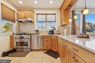 6329 E Valley Green Rd, Flourtown, PA 19031 - Photo 10