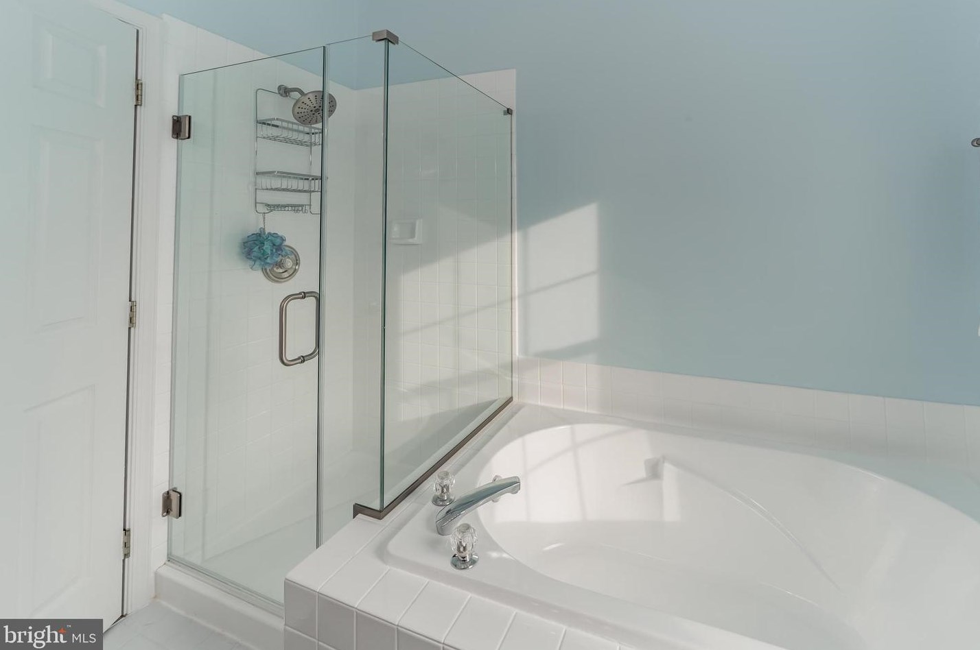 86 Pne Hurst Dr, Pottstown PA 19464-7205 exterior