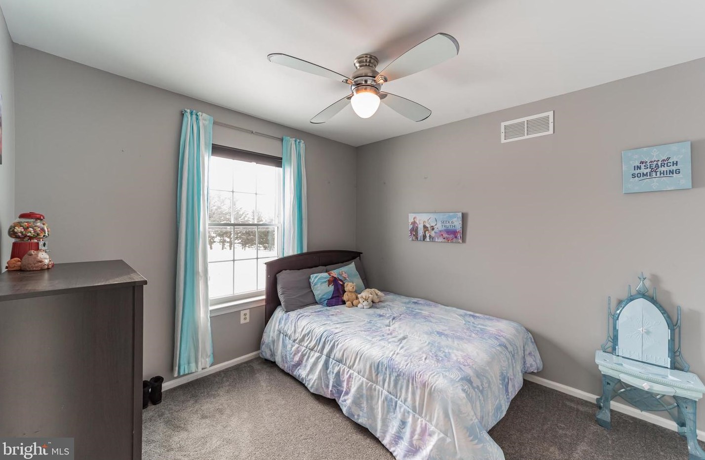 86 Pne Hurst Dr, Pottstown PA 19464-7205 exterior