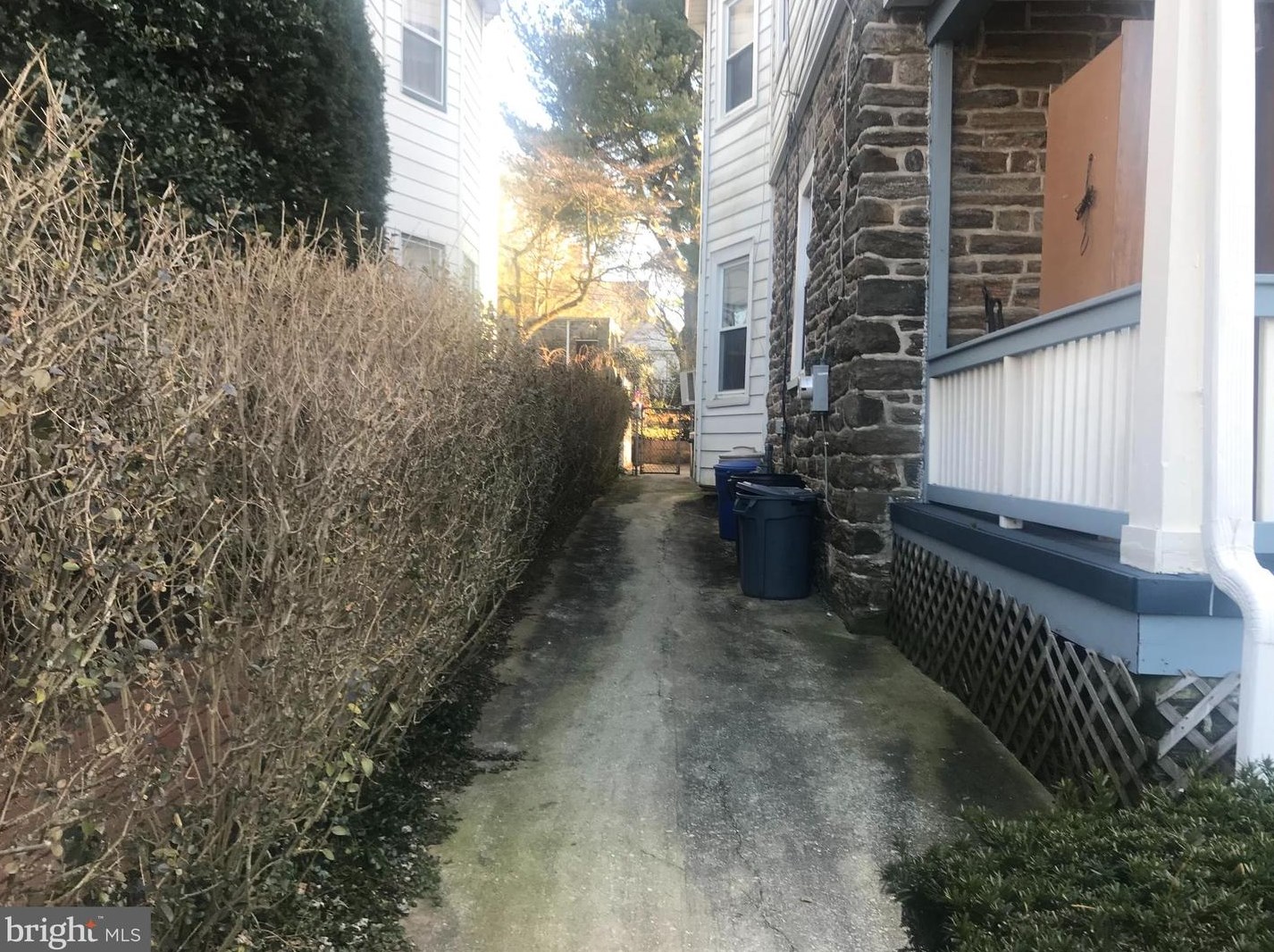 308 Hillside Ave, Meadowbrook, PA 19046-2009