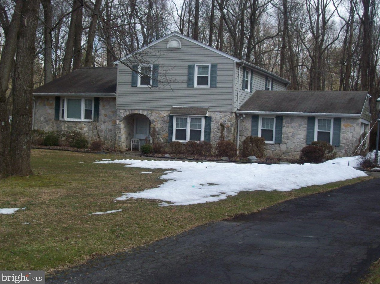 1665 Terwood Rd, Huntingdon Valley, PA 19006