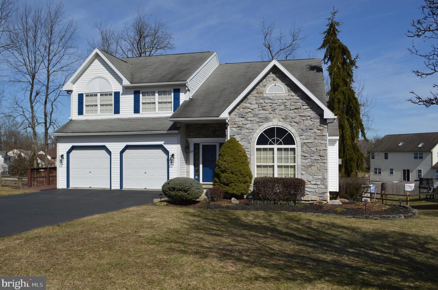 69 Peachtree Cir, Pottstown, PA 19464-1468