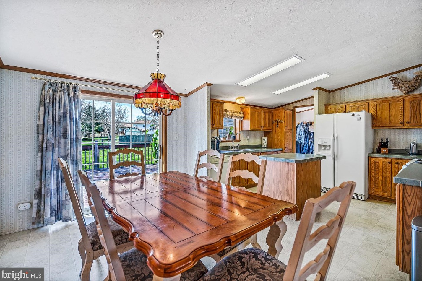 85 Gravel Pike, Red Hill, PA 18076-1425