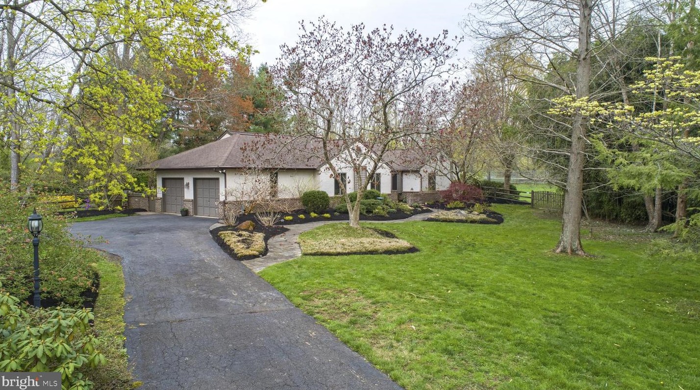 827 Plymouth Rd, Prospectville, PA 19002