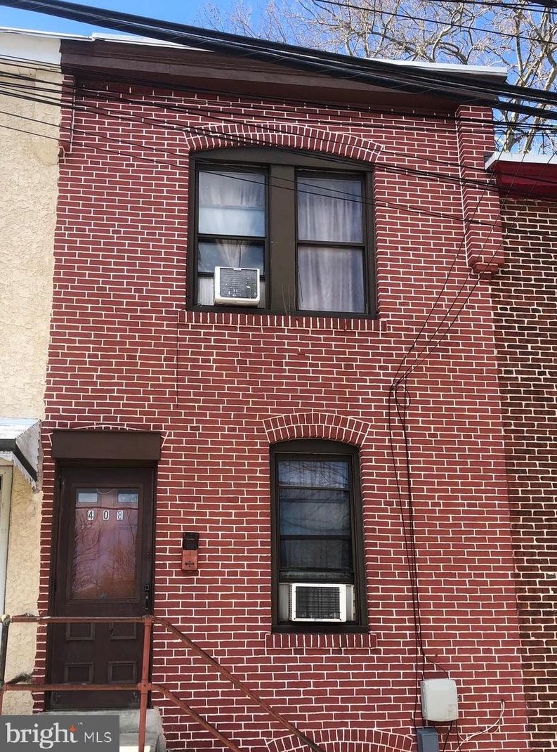 408 E Oak St, Norristown, PA 19401