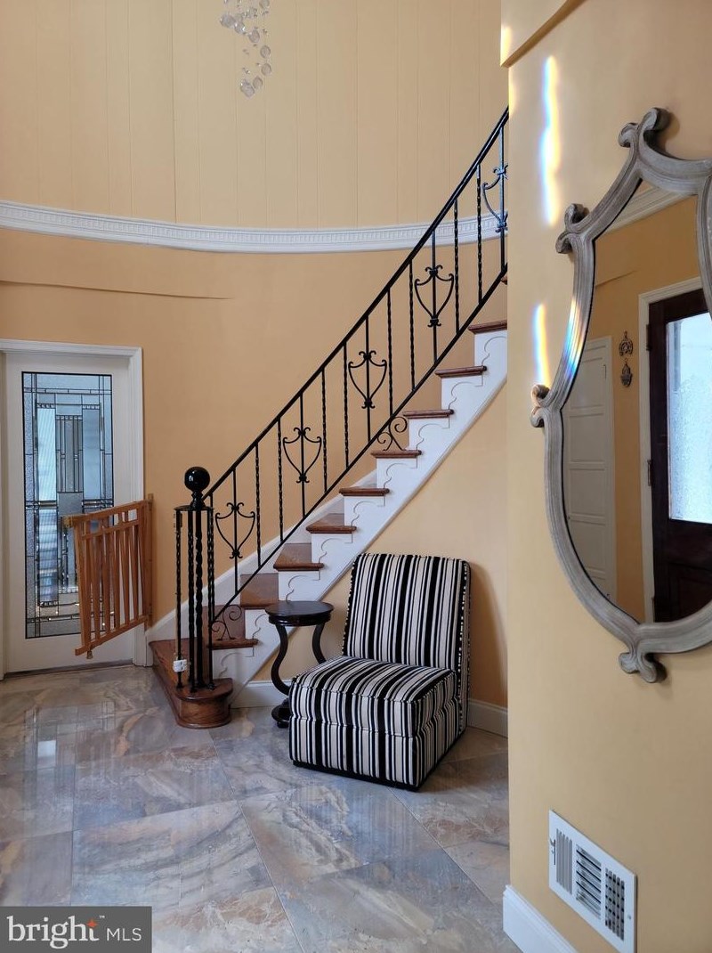 1345 Fairacres Rd, Jenkintown, PA 19046-2913