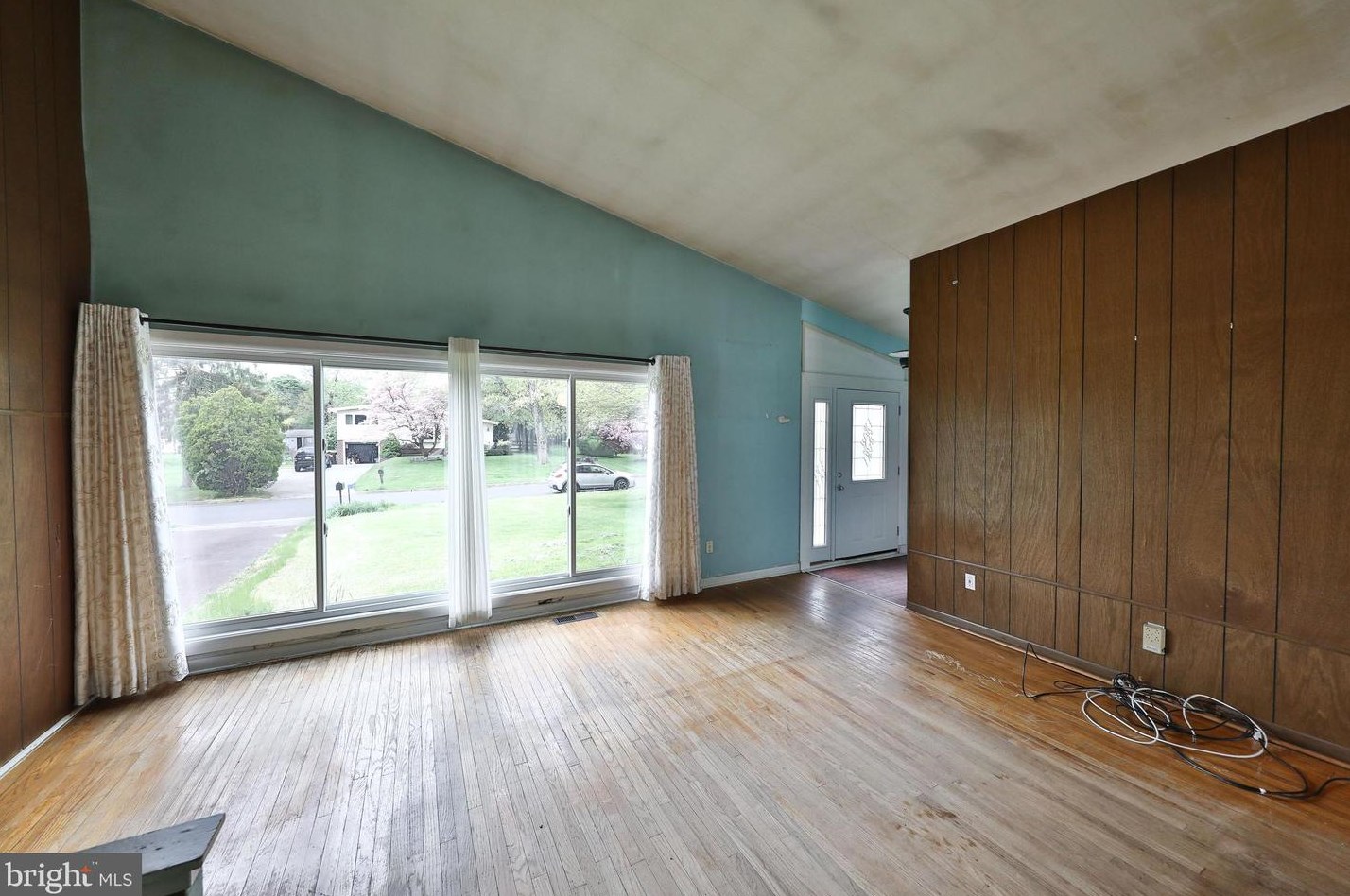 1573 Muhlenburg Dr, Blue Bell, PA 19422