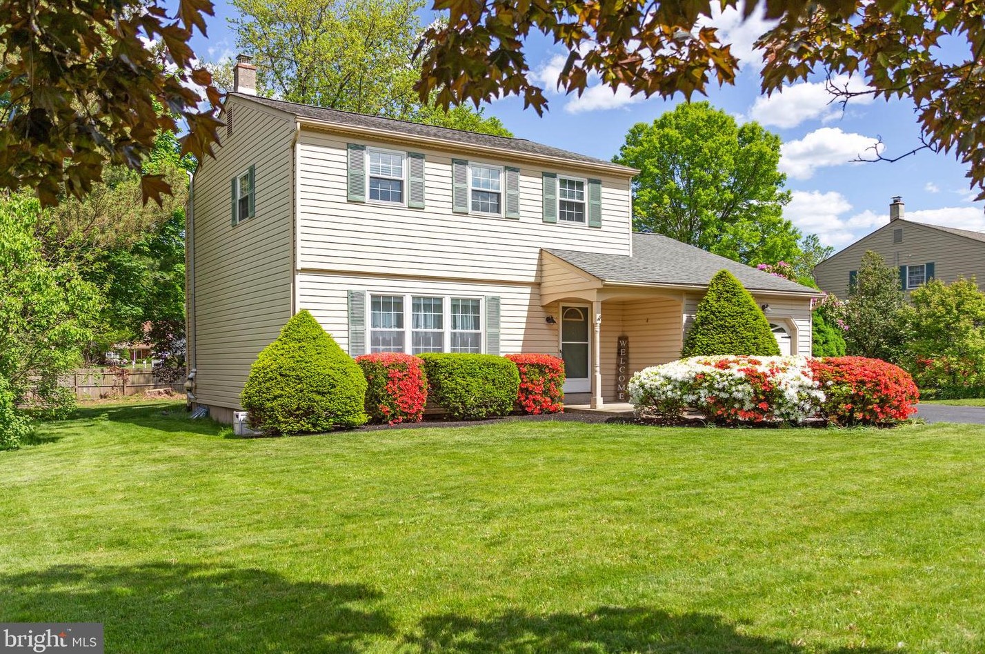 809 Pulaski Dr, Lansdale, PA 19446