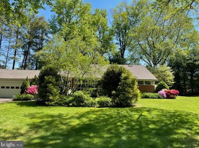 1335 Glenbrook Rd, Meadowbrook, PA 19046-2515