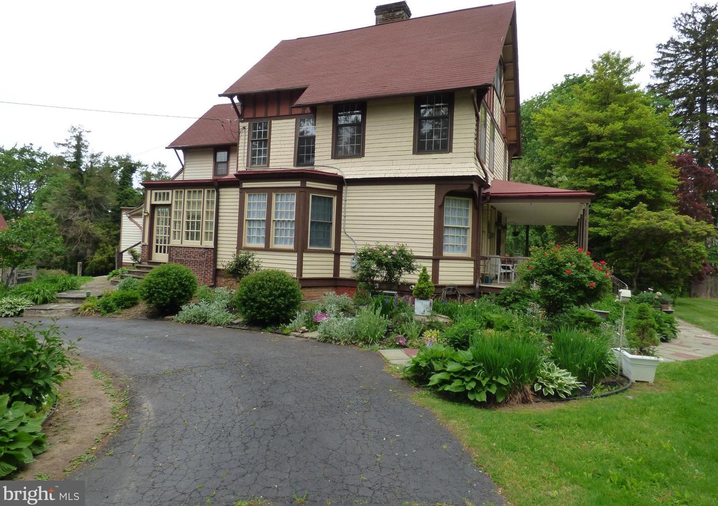 1509 Upland Ave, Meadowbrook, PA 19046-2306