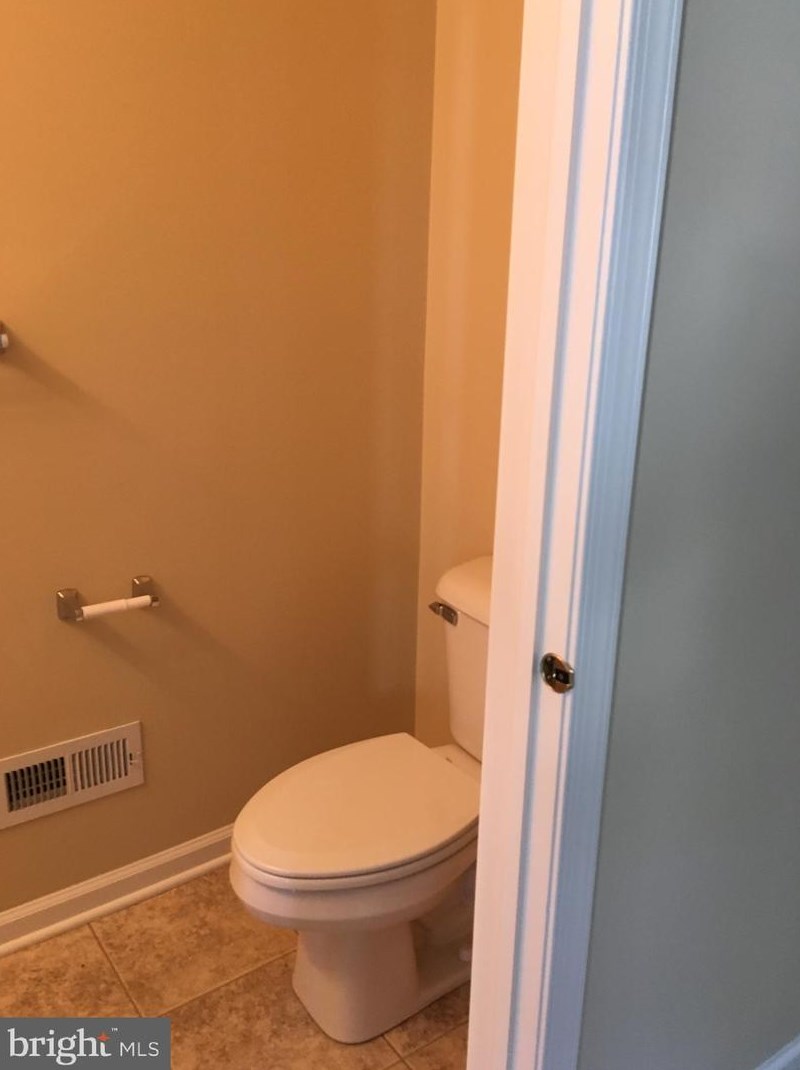 99 N Cannon Ave, Lansdale, PA 19446