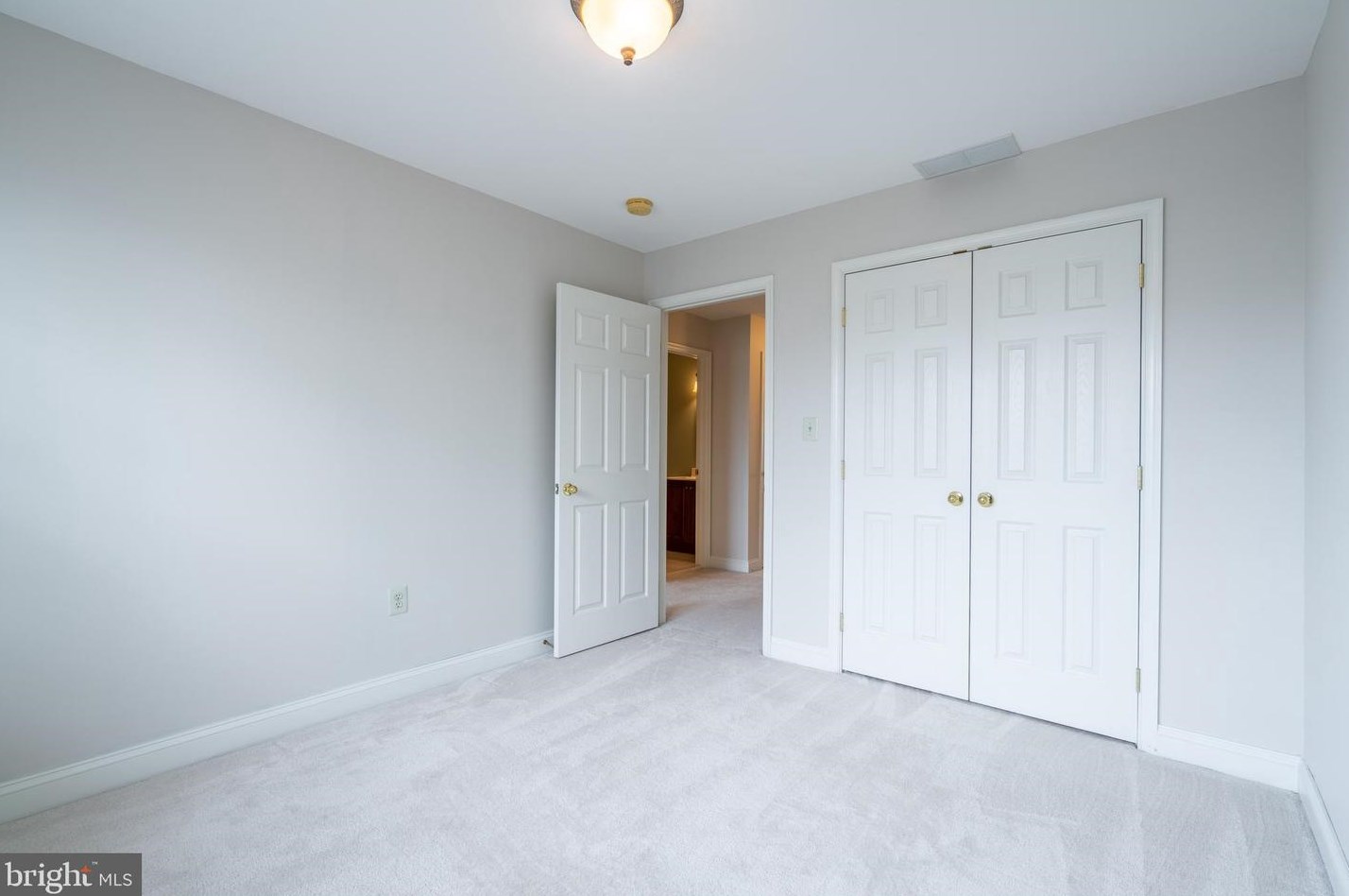 11 Arbor Cir, Colmar PA  18915-9608 exterior