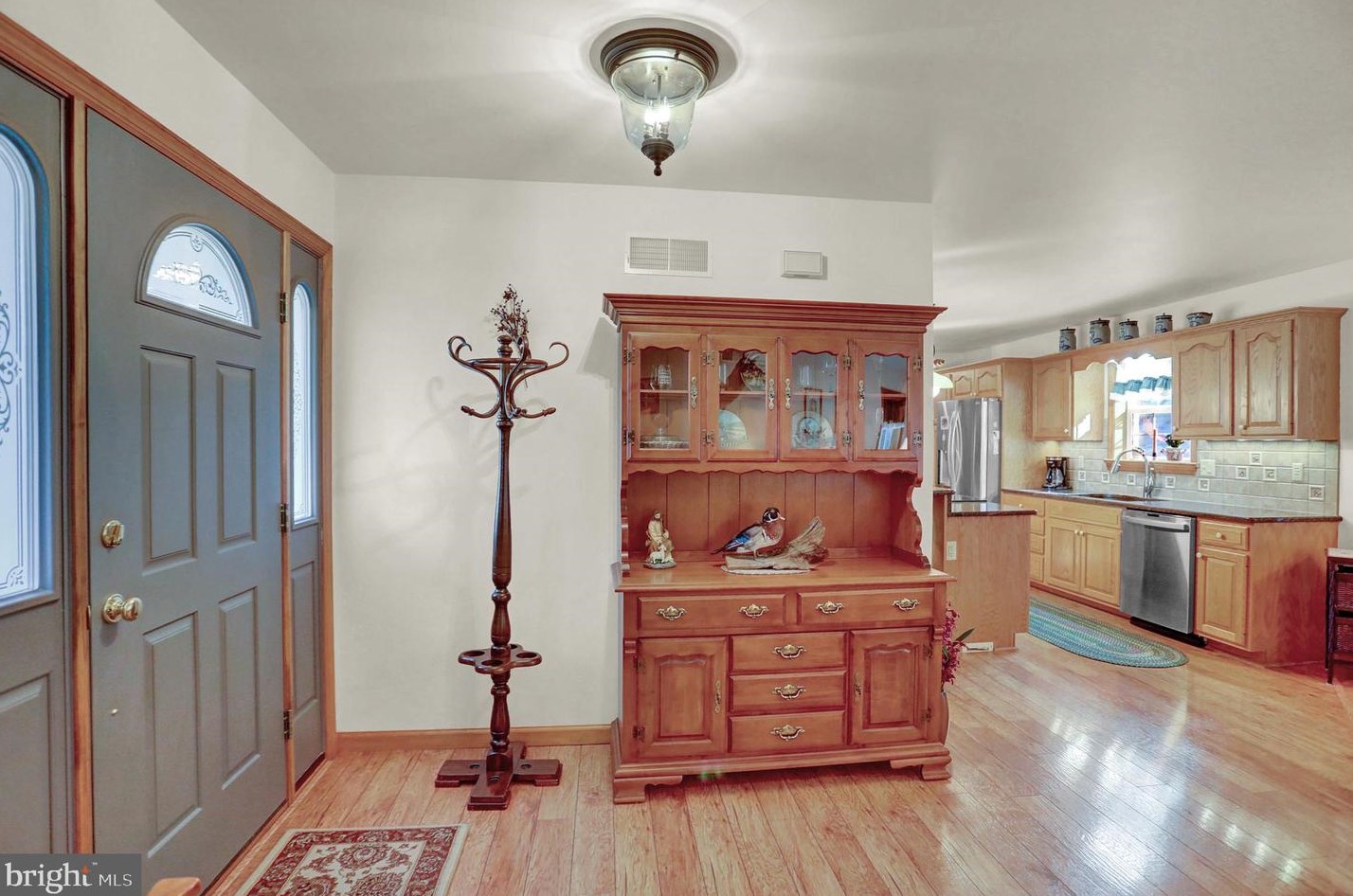65 Sunlight St, Shraders, PA 17084