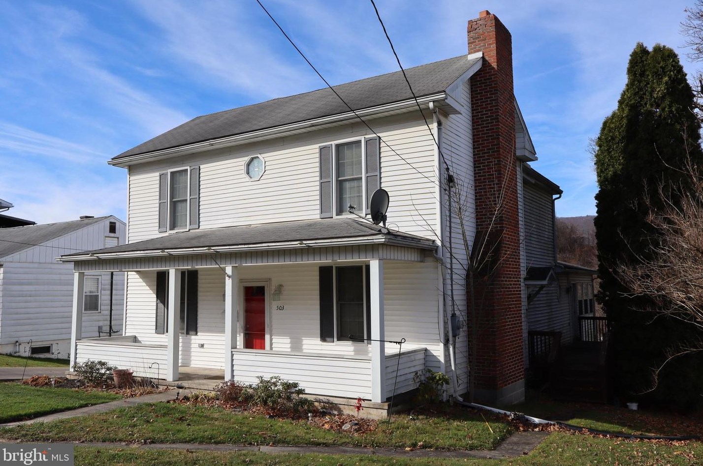 503 E Freedom Ave, Burnham, PA 17009