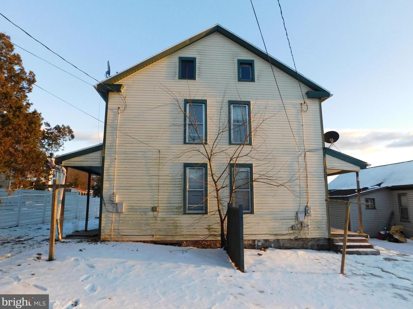 221 &amp 223 Fifth Ave, Burnham, PA 17009