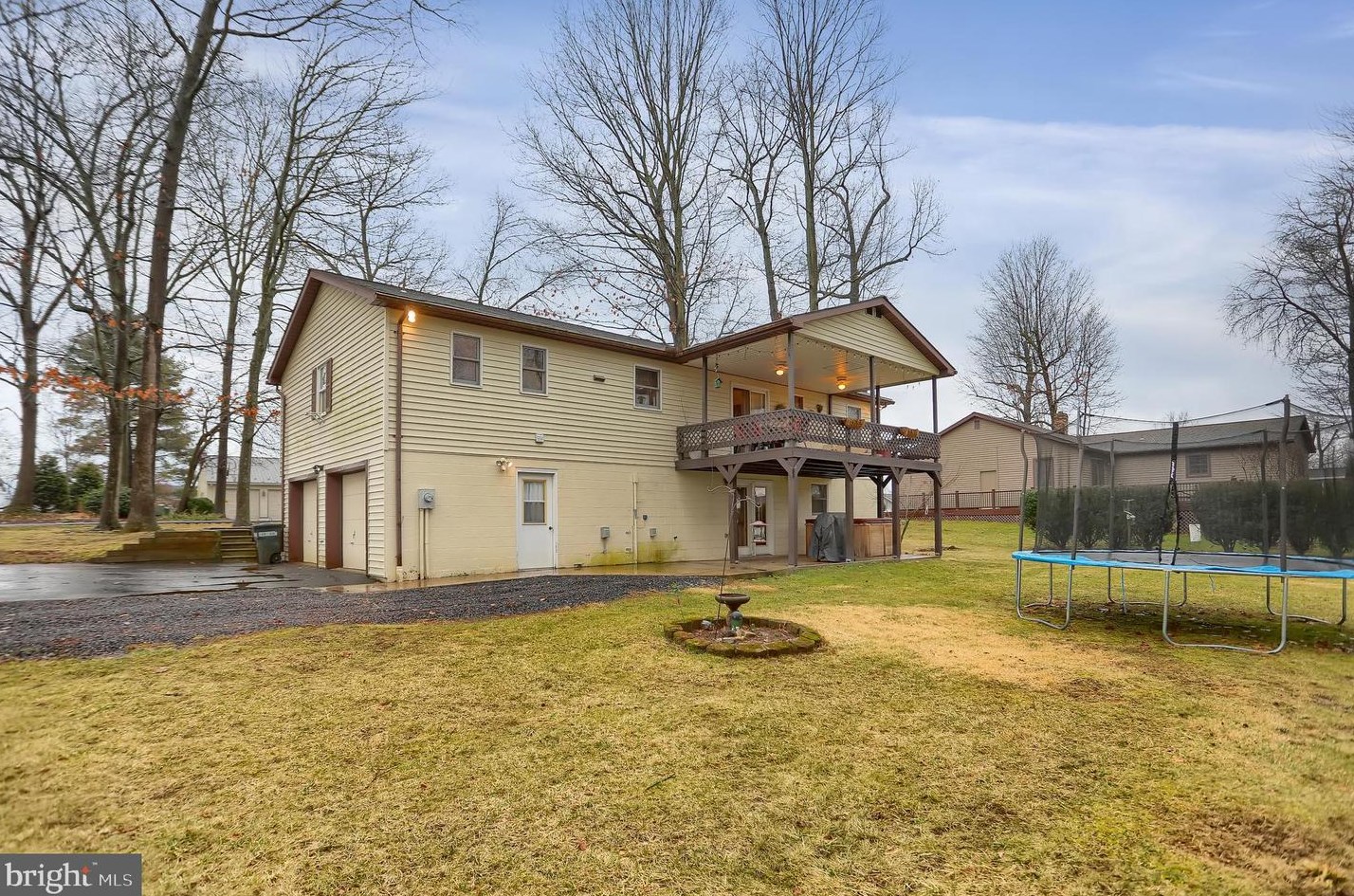 121 Bonnie Ln, Shraders, PA 17084-9605