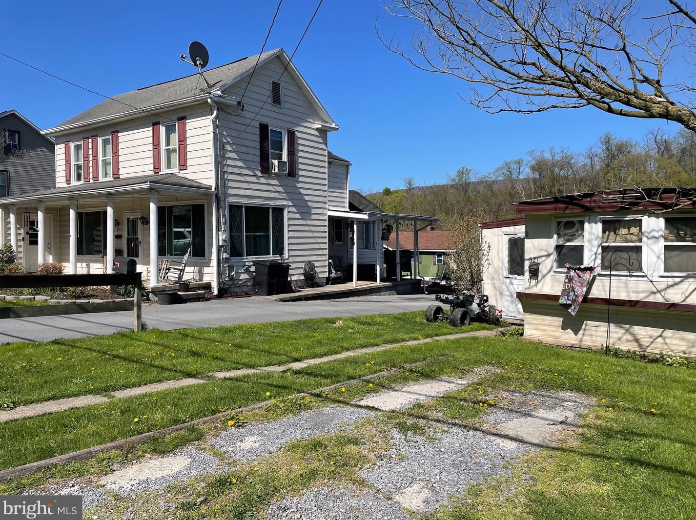 519 Freedom Ave, Burnham, PA 17009-1306