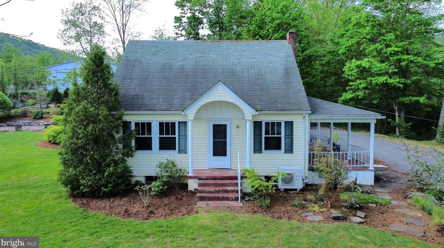 7615 Back Mountain Rd, Shraders, PA 17084-8817