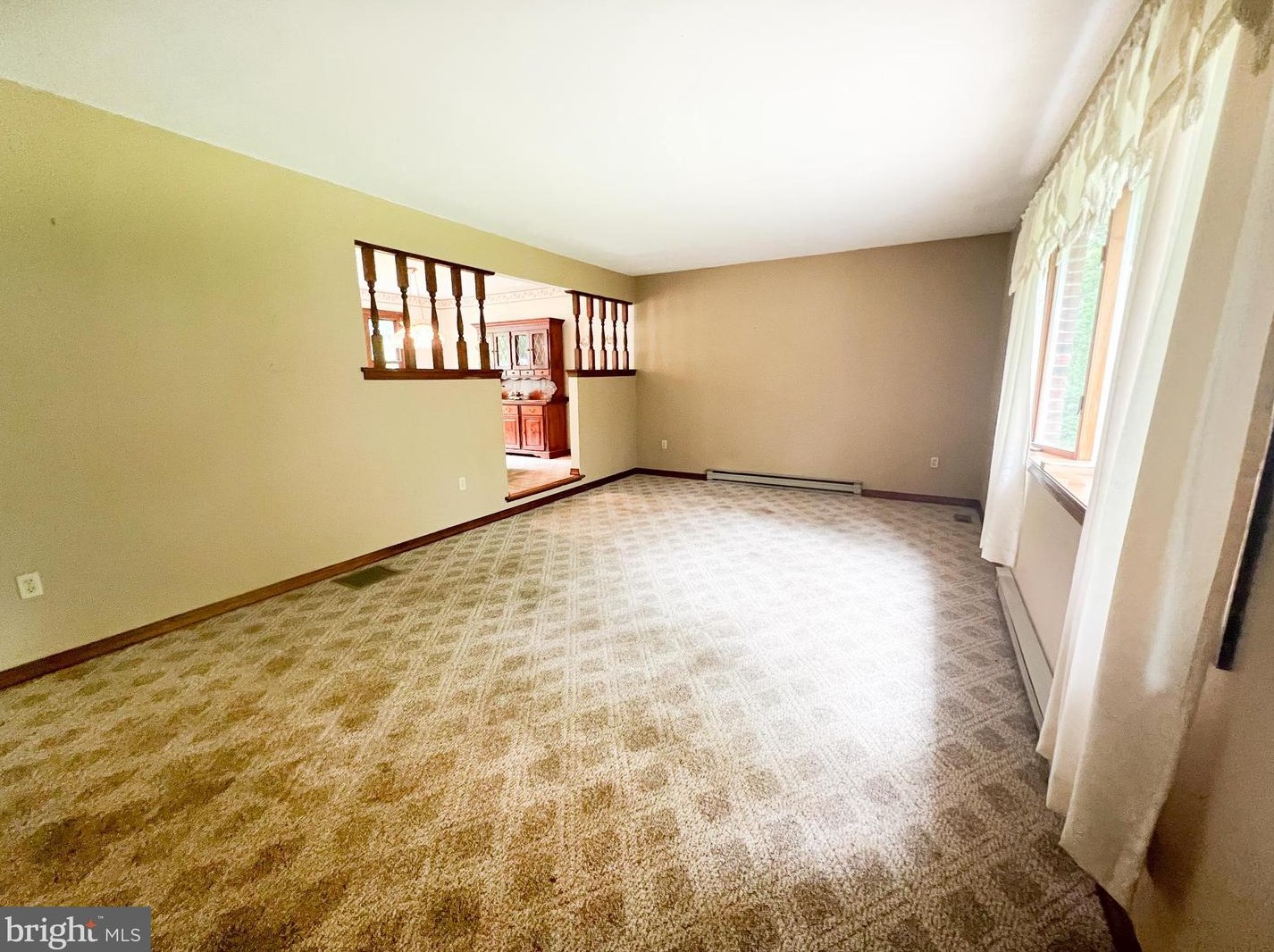 75 Estella Dr, Shraders, PA 17084-9621