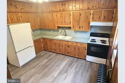 532 E Freedom Avenue, Burnham, PA 17009 - Photo 6