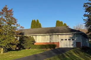 182 Summit Dr, Lewistown, PA 17044 - Photo 2