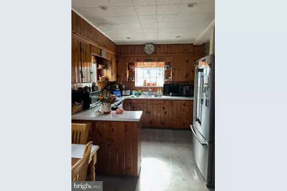 402 Harvard Street, Lewistown, PA 17044 - Photo 4