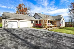 515 Hickory Ln, Belleville, PA 17004 - Photo 2