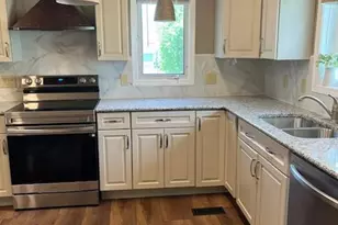 27 Henrietta St, Lewistown, PA 17044 - Photo 8