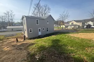 85 Maclay St, Milroy, PA 17063 - Photo 4