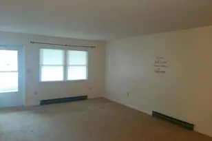 16 W Hale St, Lewistown, PA 17044 - Photo 8