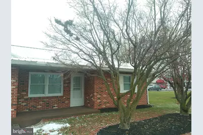 16 W Hale Street, Lewistown, PA 17044 - Photo 2