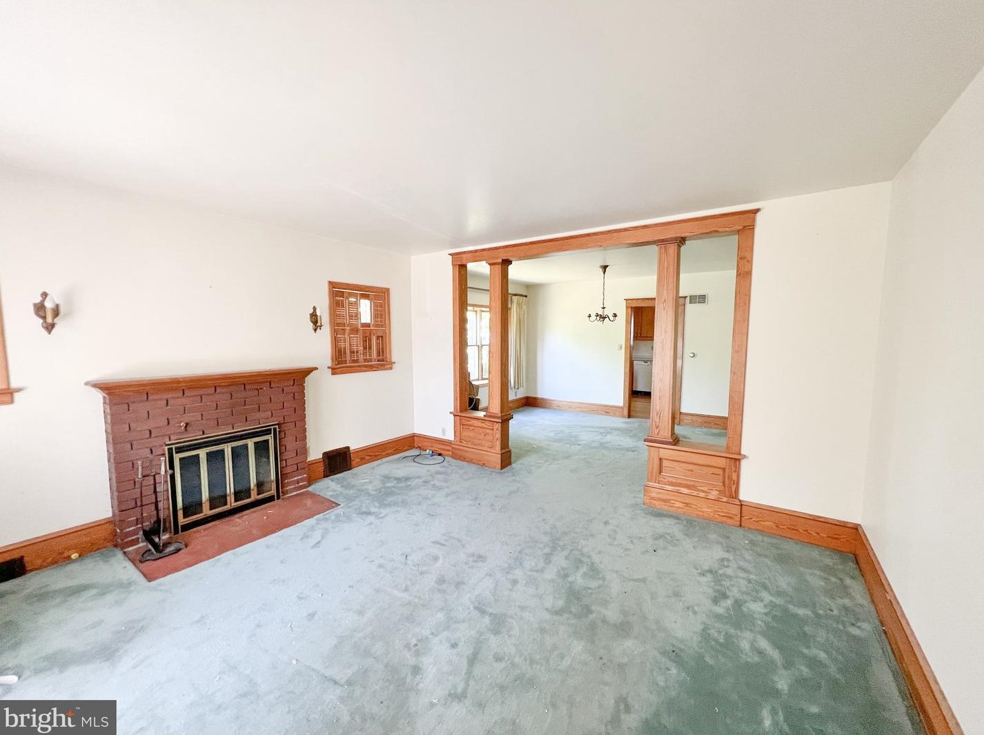 920 Fairview Ave, Stroudsburg, PA 18360