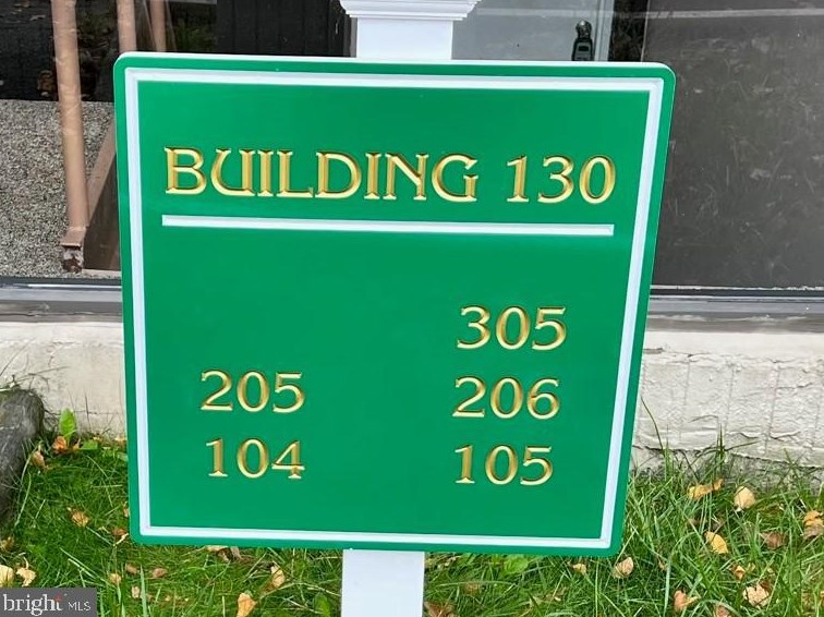 130 Foxfire Dr #105, Mount Pocono, PA 18344