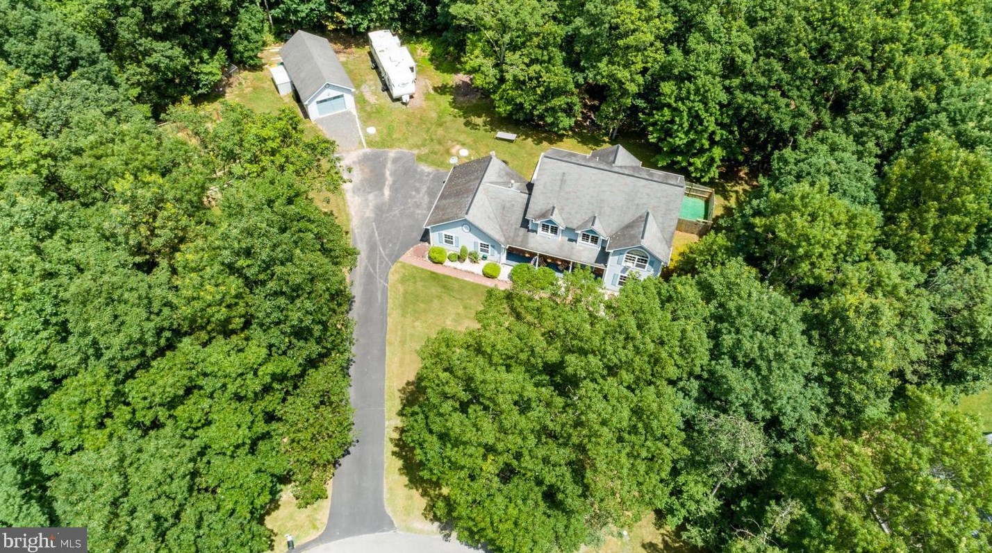 1027 Cub Ct, Effort, PA 18330