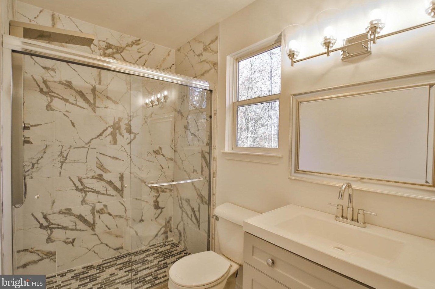 3309 Trafalgar Ave, East Stroudsburg PA  18302-8465 exterior