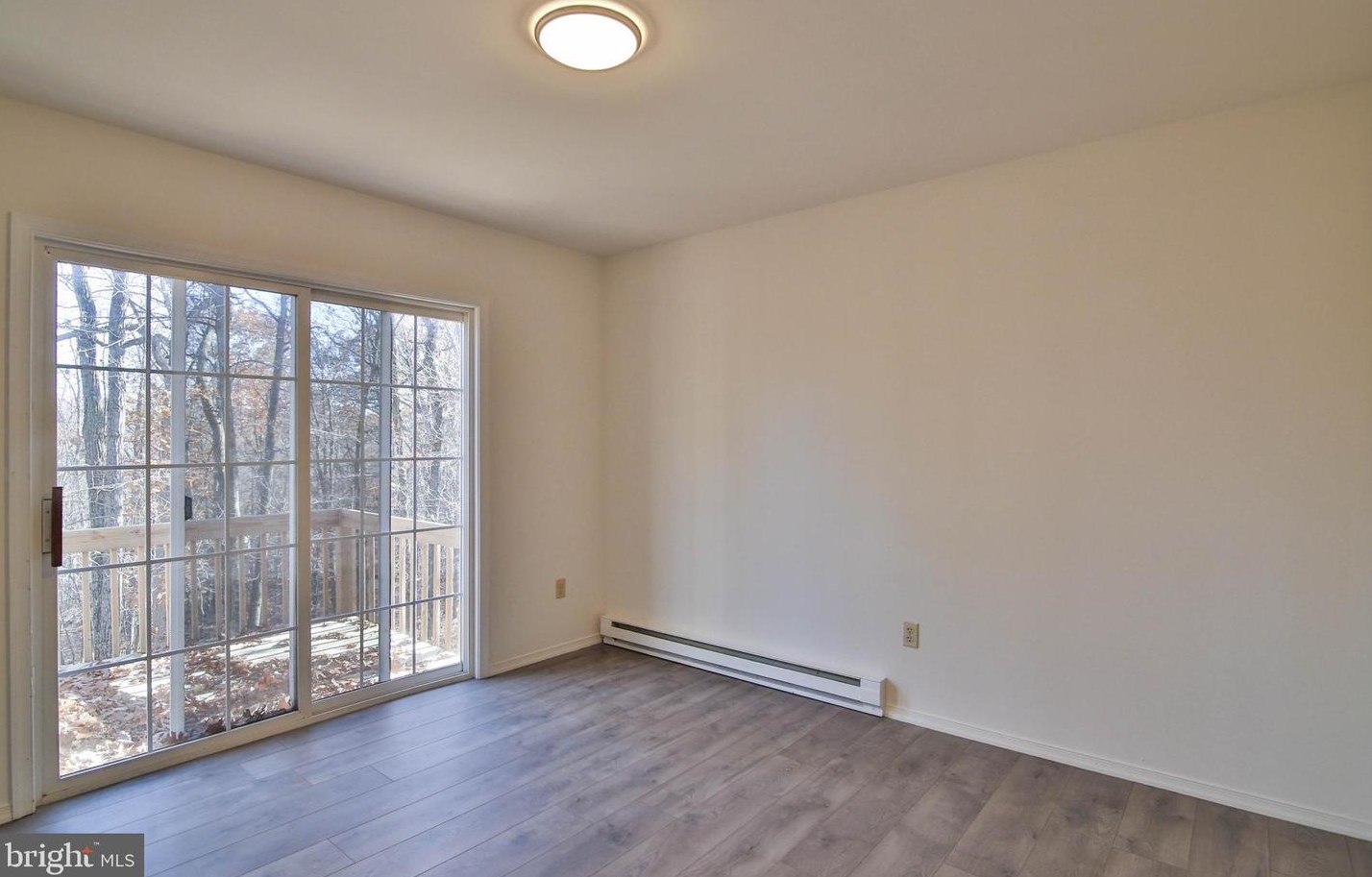 3309 Trafalgar Ave, East Stroudsburg PA  18302-8465 exterior