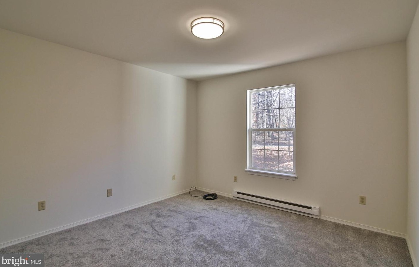 3309 Trafalgar Ave, East Stroudsburg PA  18302-8465 exterior