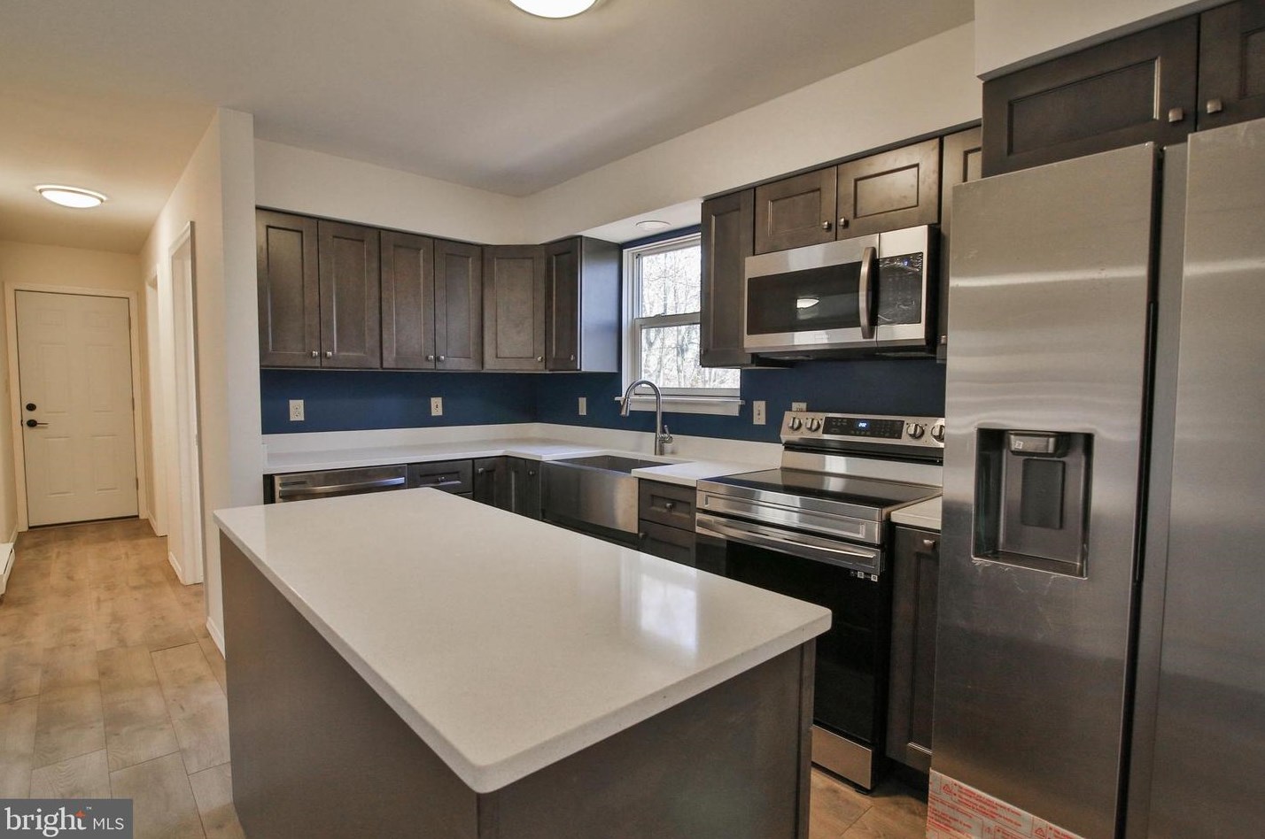 3309 Trafalgar Ave, East Stroudsburg PA  18302-8465 exterior