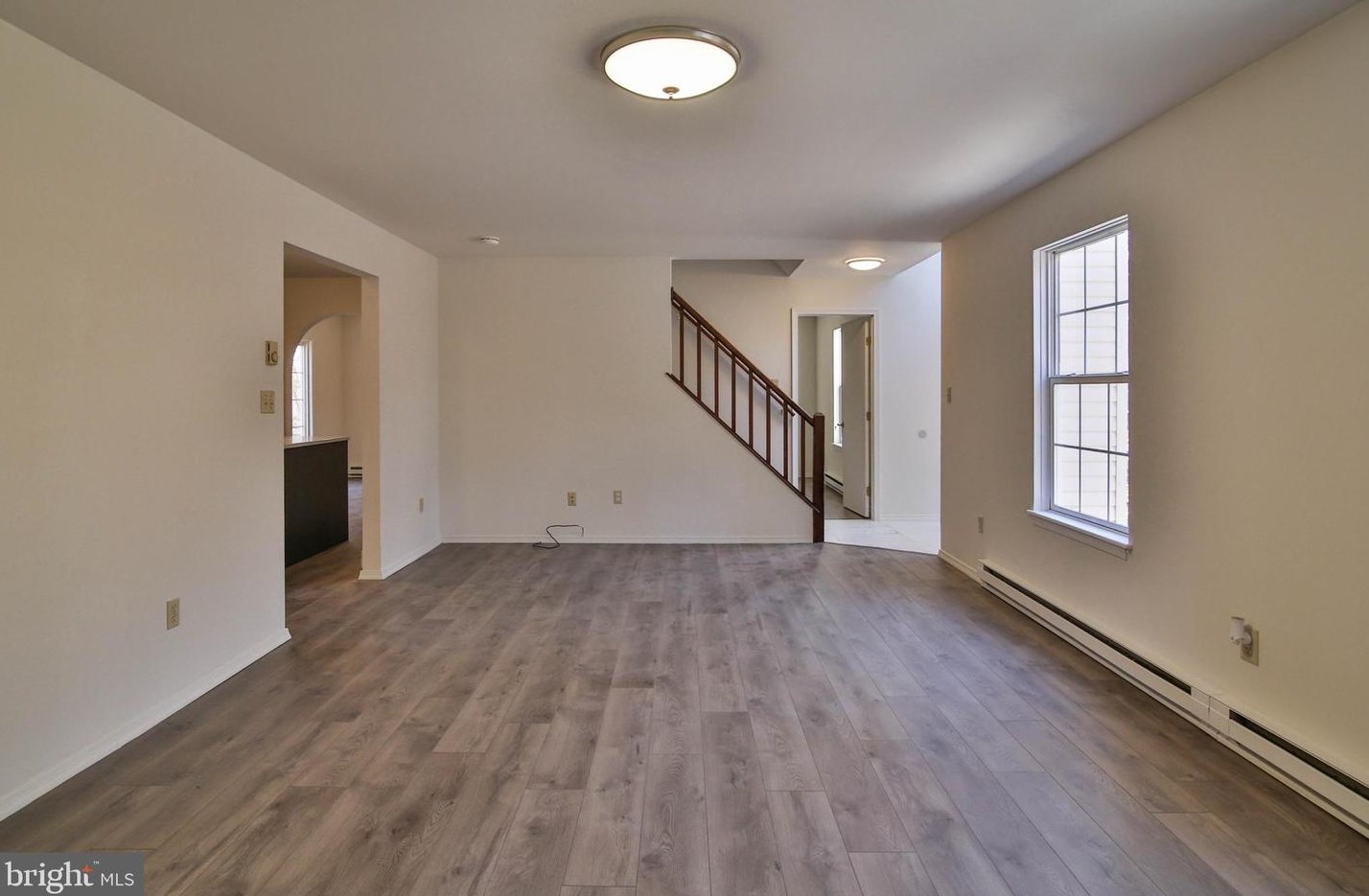 3309 Trafalgar Ave, East Stroudsburg PA  18302-8465 exterior