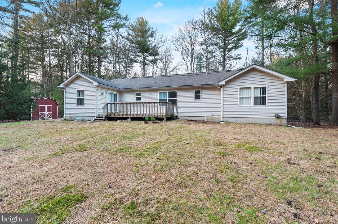 5520 Springhouse Ln, Kunkletown, PA 18058