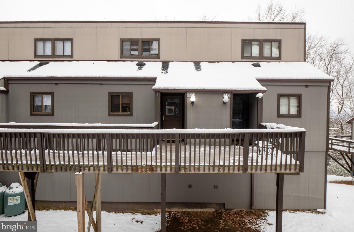 144 Cross Country Ln, Tannersville, PA 18372