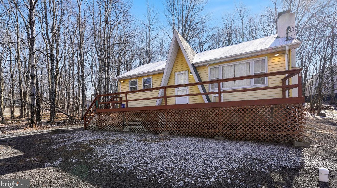 156 Canoe Trail, Pocono Lake, PA 18347